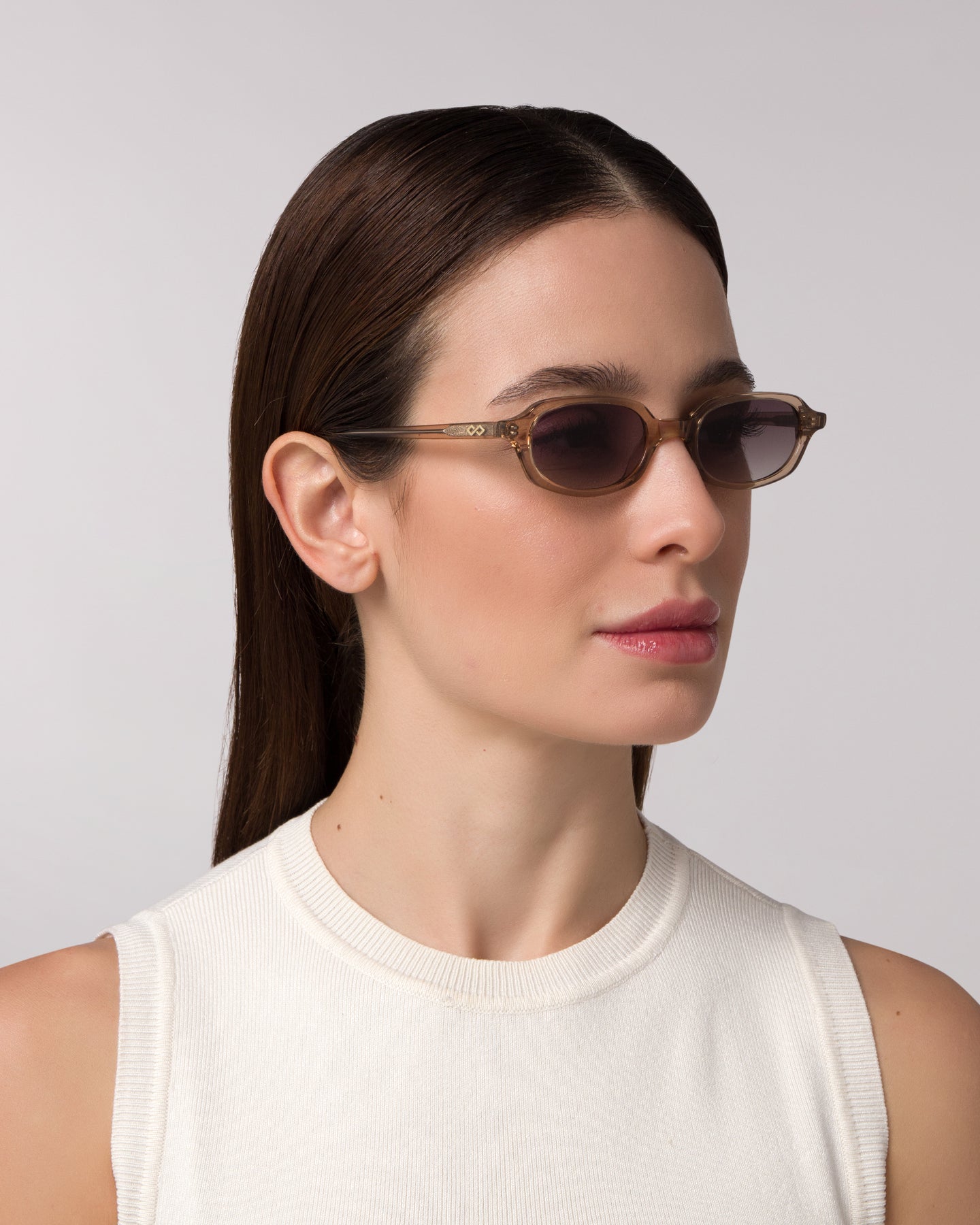 Shop Carolyn Sunglasses in Clear Brown Colour – Available Online in USA, UK, Canada & United Arab Emirates